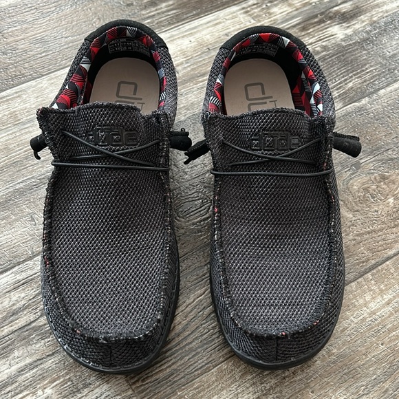 Hey Dudes Wally - Picture 2 of 3